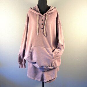 NWOT Sweatsuit matching hoodie and shorts